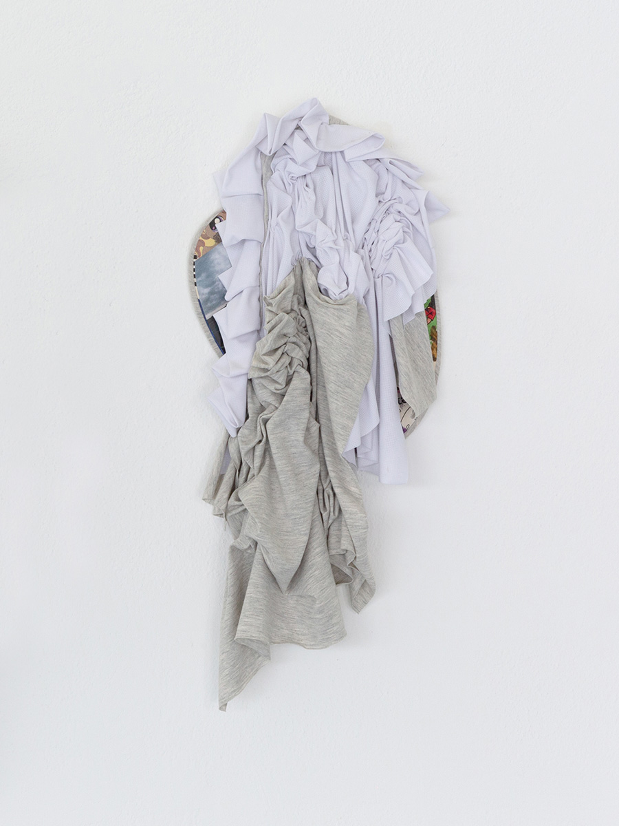 exhibition view, staggered figures, 2024, Skulpturinstitut, Vienna, AT